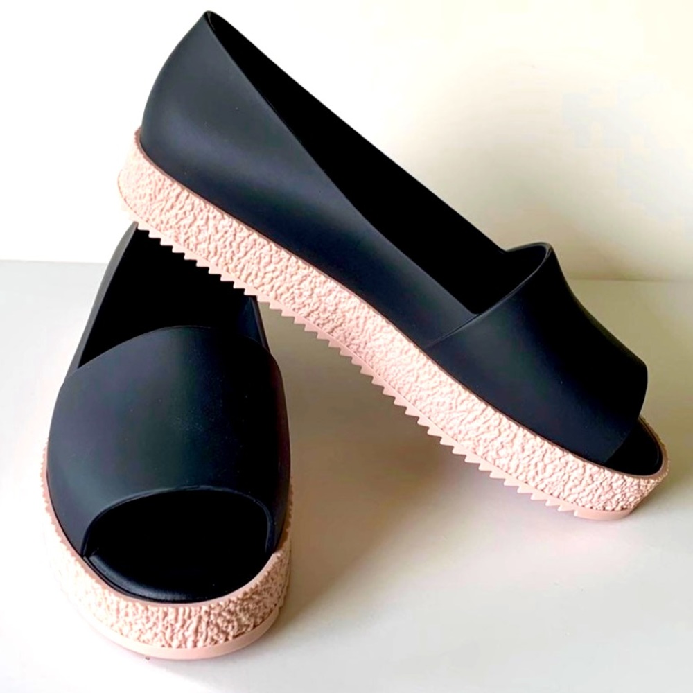 MELISSA Black Puzzle Peep Toe Wedges 9 Jelly Shoes